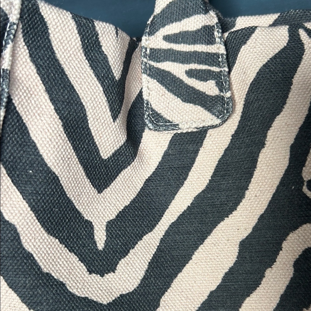 Vince Camuto Black and Cream Zebra Tote - Picture 12 of 13